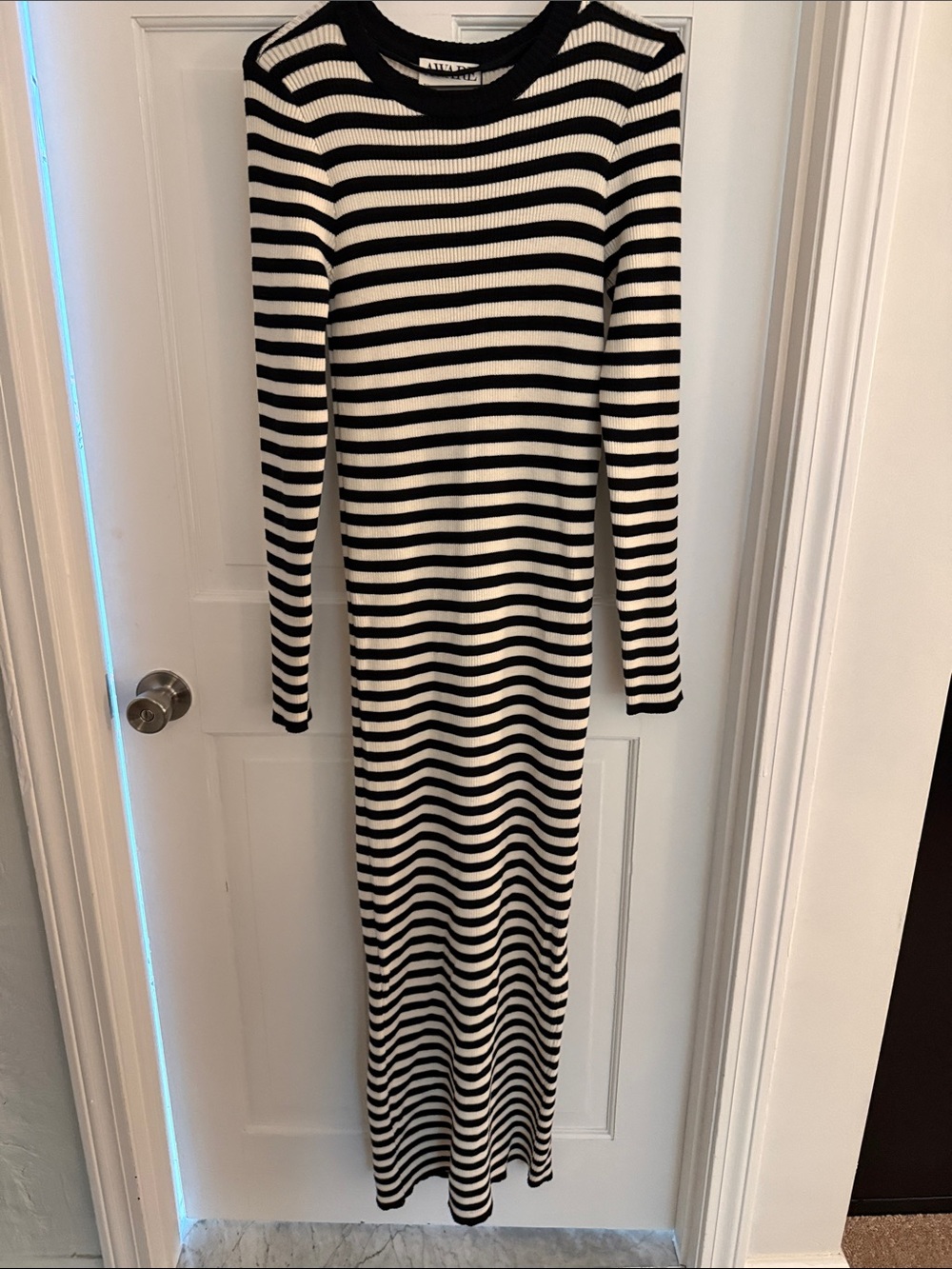 Aware by Vero Moda Striped Long Sleeve Maxi Dress - Black & Cream